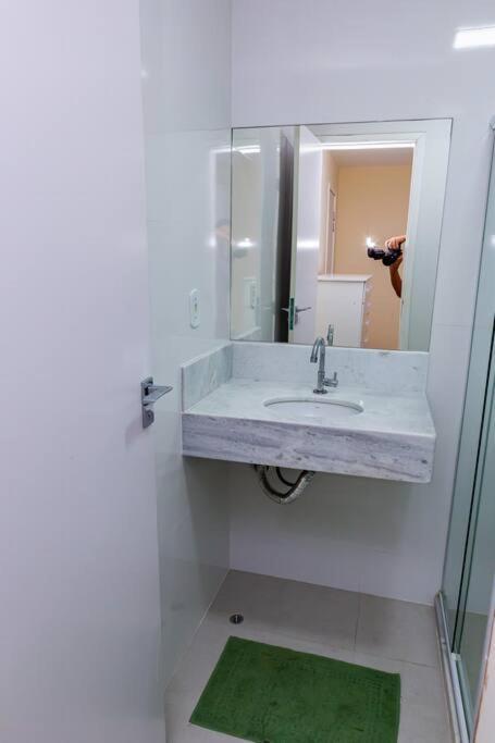 Apartamento Completo - O Melhor Custo X Beneficio Pertinho De Tudo - 3 Minutos A Pe Da Praia Guarapari Extérieur photo